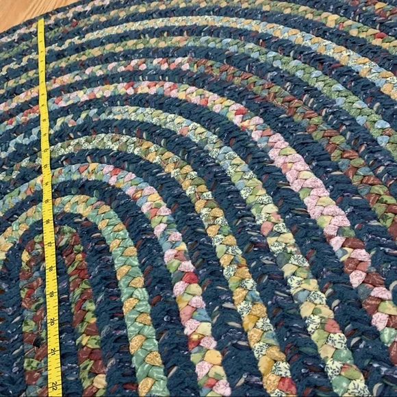 COPY - Braid Rug Amish handmade oval 3-5 feet rag rug